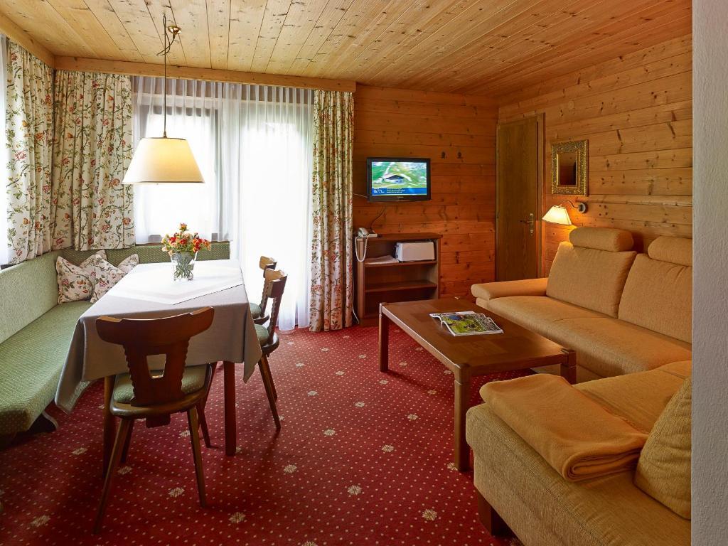 Appartementhaus Holiday Lech am Arlberg Exterior photo